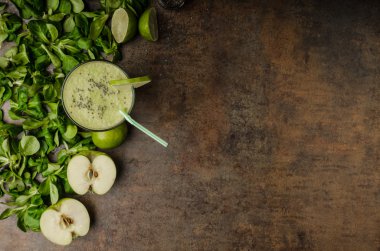 Güler yüzlü lezzetli yeşil