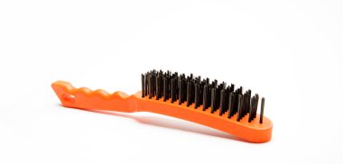 Tel fırça, kılları çelik telden yapılmış fırçadan oluşan bir araçtır.. 