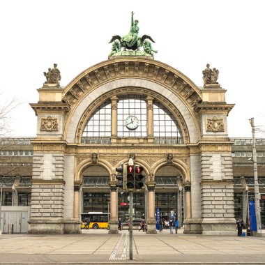 Lucerne tren istasyonu eski kapısı