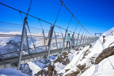 Titlis cliff yürüyüş, Engelberg, İsviçre