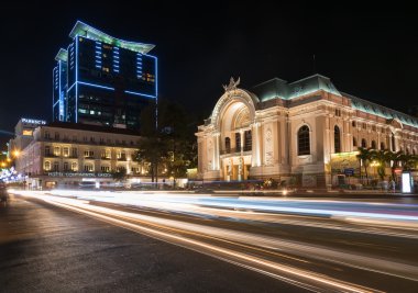 Saigon Opera Binası