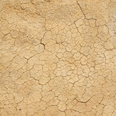 Eski alçı harç duvar