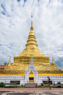Golden Pagoda Phra ki Chae Haeng Tapınağı, Nan il