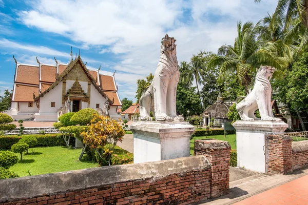 Thaise tempel, Wat Phumin — Stockfoto