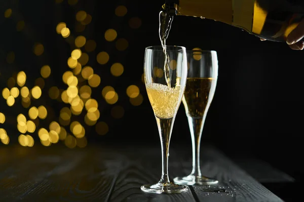 Dos Copas Vino Espumoso Champán Para Celebrar Año Nuevo Feliz — Foto de Stock