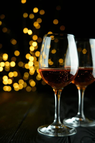 Two Glasses Sparkling Wine Champagne Celebrate New Year Merry Christmas — Stock Photo, Image