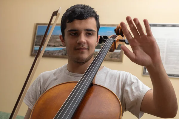 Teenager Holding Cello Smiling Greeting Teacher Online Class Held Her — Stock Photo, Image