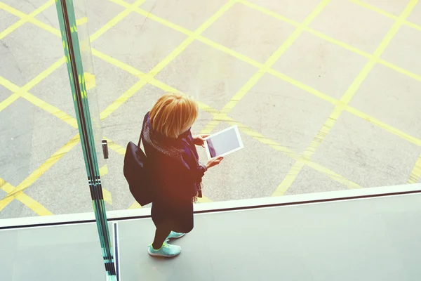 Hipster girl holding digital tablet — Stock Photo, Image
