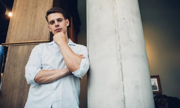 Low Angle Pensive Male Wearing Casual Clothes Looking Camera Thinking — Stock Photo, Image