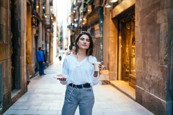 Thoughtful Hipster Girl Electronic Earphones Looking Away While Waiting Guide — Stock Photo, Image