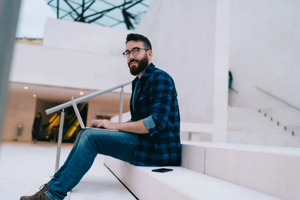 Side View Confident Young Bearded Manager Plaid Shirt Jeans Glasses — Stock Photo, Image