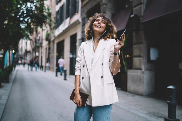 Young Female Curly Brown Hair Stylish White Jacket Standing Street — Stock Photo, Image