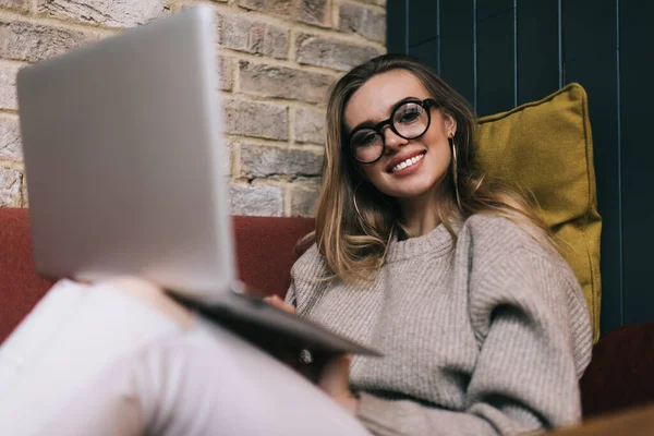 Portrait Cheerful Hipster Girl Optical Spectacles Provide Eyes Correction Laptop — Stock Photo, Image