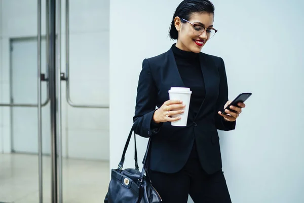 Smily Well Dressed Businesswoman Formal Suit Modern Glasses Standing Alone — Stock Photo, Image