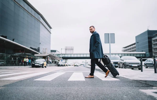 Side View Bearded Smiling Male Formal Wear Suitcase Walking Pedestrian — Stock Photo, Image