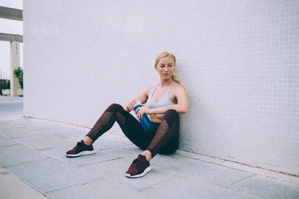 Good Looking Bodybuilder Perfect Slim Figure Resting City Urbanity Caucasian — Stock Photo, Image
