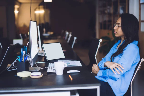 Side View Ethnic Tired Dormant Worker Resting Closed Eyes Office — Stock Photo, Image