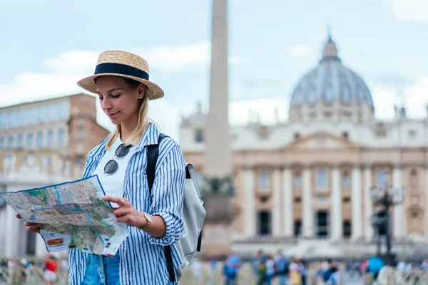 Caucasian Young Woman Tourist Years Old Holding Travel Map Searching — Stock Photo, Image