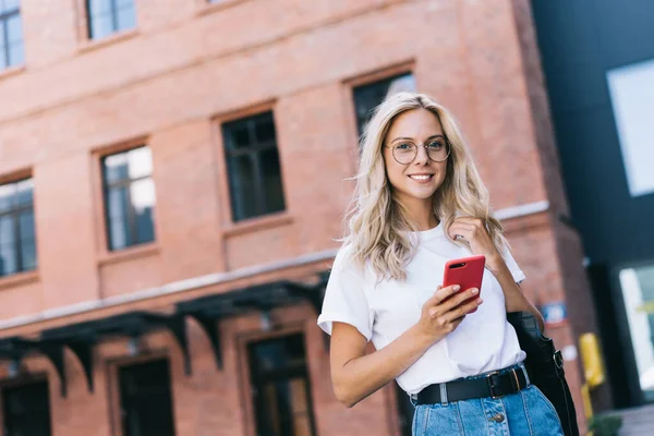 Optimistic Young Woman Long Blond Hair Casual Outfit Standing Modern — Stock Photo, Image