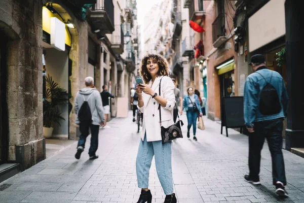 Charming Female Tourist Trendy Clothing Looking Street Architecture Enjoying Getaway — Stockfoto