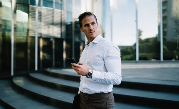 Contemplative Male Manager Modern Cellphone Gadget Hand Standing Urban Street — Stock Photo, Image