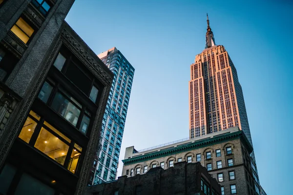 Contemporary Office Buildings Central Part New York City High Spire — Stock Photo, Image