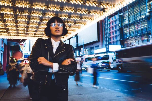 Thoughtful Female Tourist Optical Spectacles Neon Reflection Thinking Travel Way — Stock Photo, Image