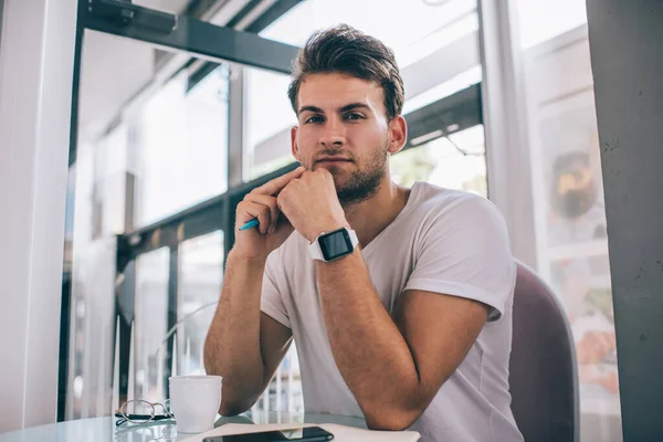 Handsome Thoughtful Male Wearing Casual White Shirt Wristwatches Sitting Coffee — Stock Photo, Image