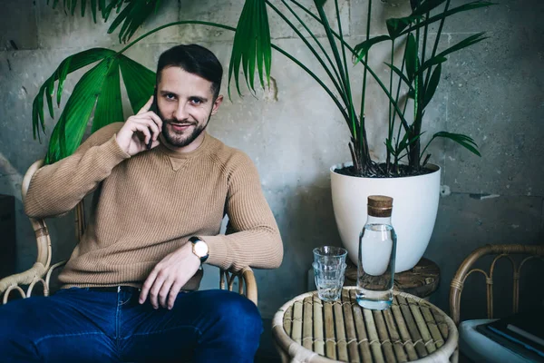 Half Length Portrait Prosperous Businessman Trendy Wear Talking Mobile Phone — Stock Photo, Image