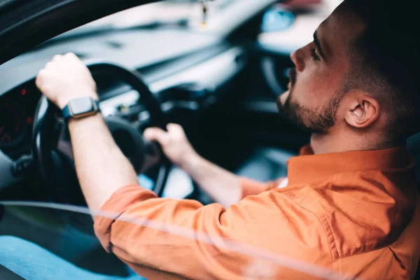 Focused Bearded Driver Casual Clothes Sitting Hands Wheel Black Car — Stock Photo, Image