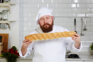 Şef Aşçı güzel ekmek kokusu