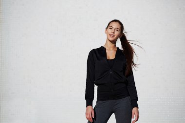 Genç kadın egzersiz için hazır