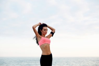 Spor kadın güzel rakam ile