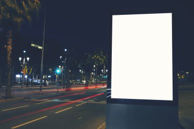boş şehir billboard kopya alanı ile