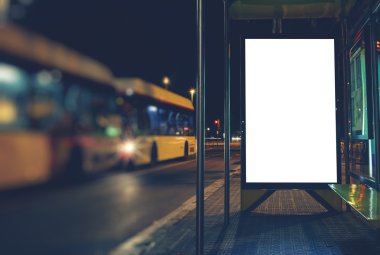 boş şehir billboard kopya alanı ile