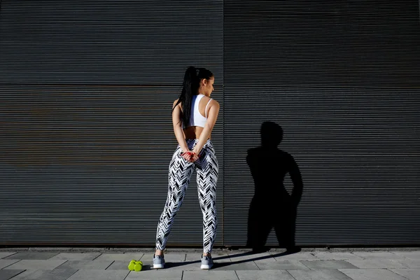 Sportovní žena s dokonalou postavu — Stock fotografie