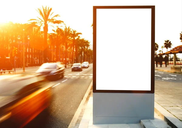 Billboard met kopie ruimte op zonsondergang — Stockfoto