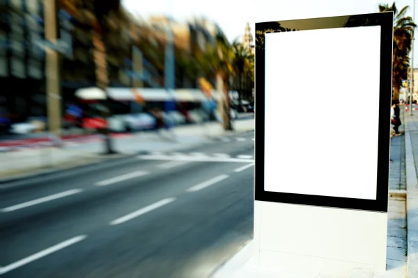 Cartellone con spazio copia al crepuscolo — Foto Stock