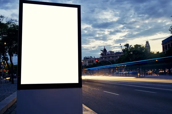 Prázdné billboard s kopií prostoru na soumraku — Stock fotografie