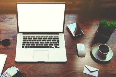 bilgisayar ve dijital tablet ve yalan aksesuarlar