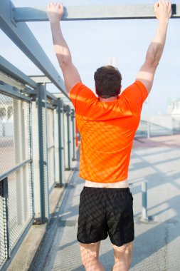 aktif spor yapan adam