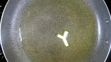 Stir-Frying karışık Alfabe harf, kelime Tasty