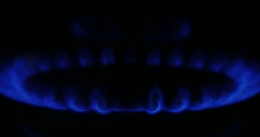 Doğal gaz alev, iki kamera açıları 4 k mavi