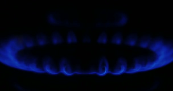 Fiamma di gas naturale blu, due angoli della macchina fotografica 4k — Video Stock