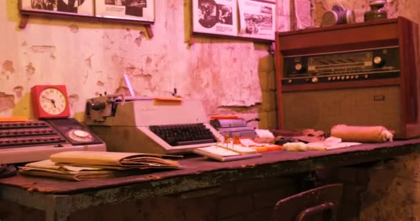 老式收音机，旧的电报，矿工办公室 — 图库视频影像