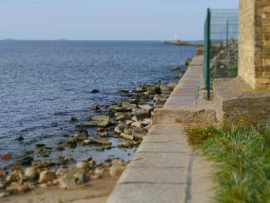 Taş yol kalıntıları