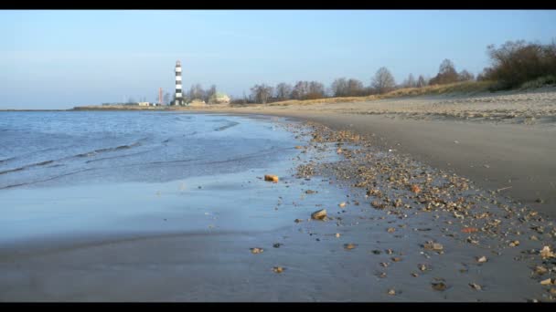 Playa de arena en el mar Báltico, Riga Letonia — Vídeo de stock