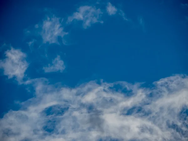 Bellissime nuvole cielo — Foto Stock