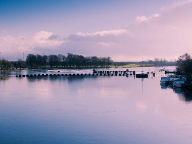Athlone şehir ve Shannon Nehri Panoraması