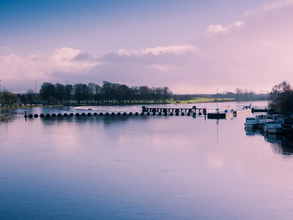 Athlone şehir ve Shannon Nehri Panoraması